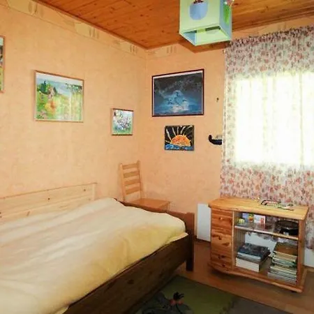 Дом У Озера Kalpiala